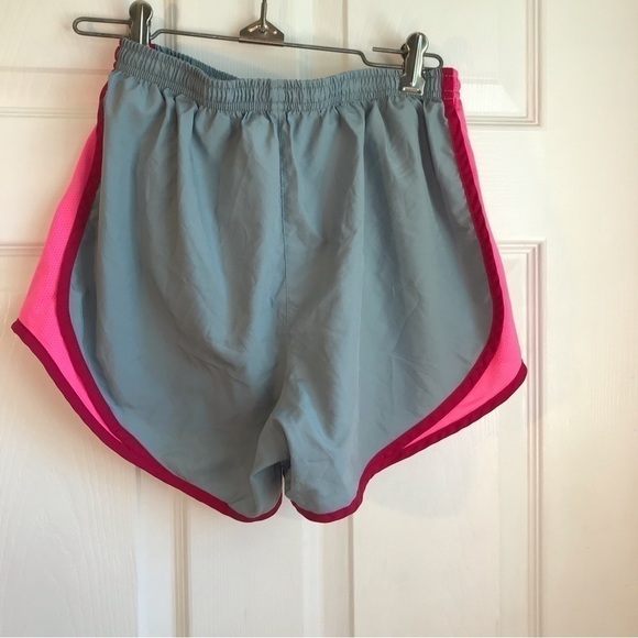 Nike Dri-fit Women’s Running Shorts, Size S. Grey With Burgundy And Fushia Trim - Picture 3 of 4